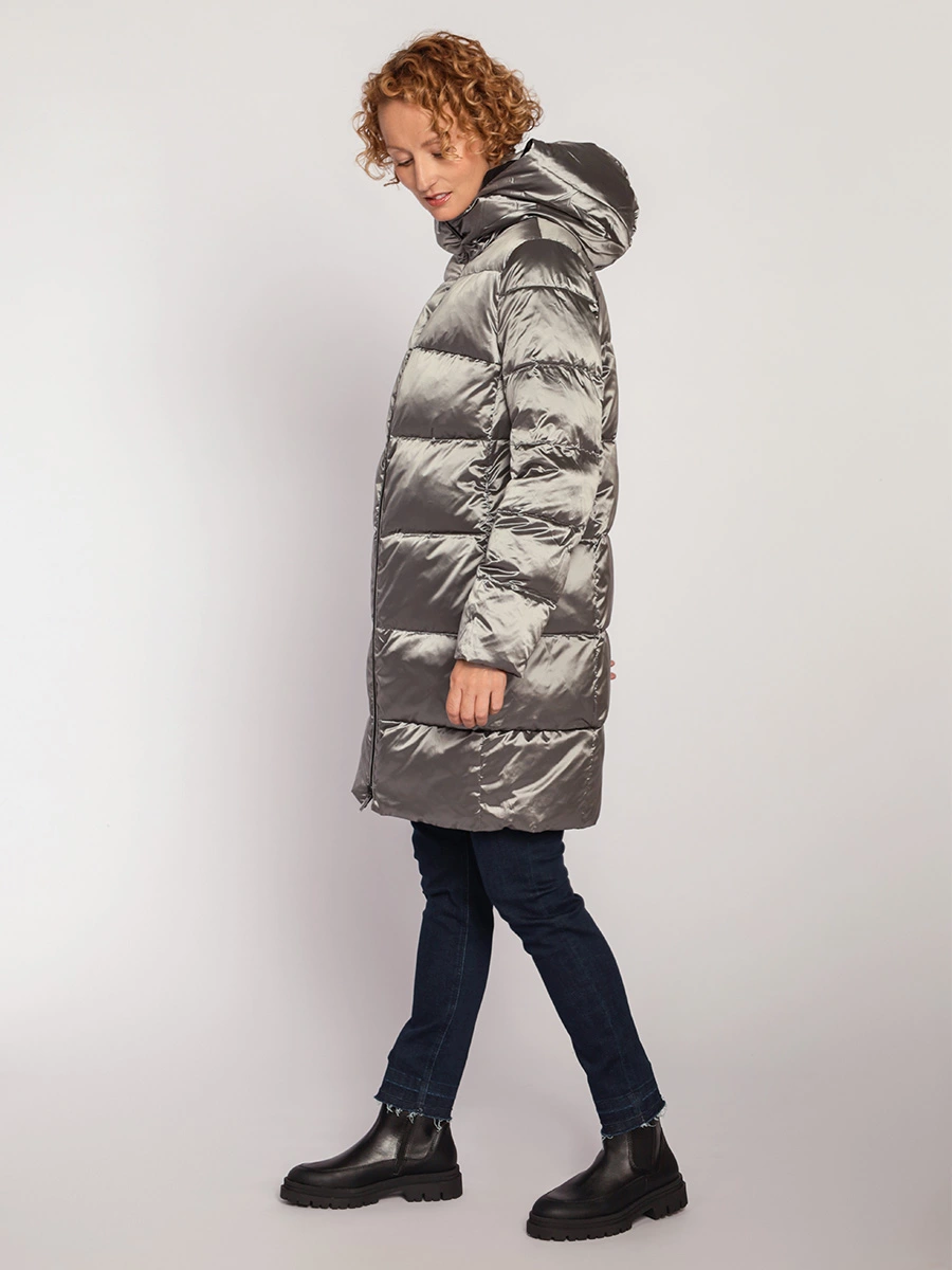 Пуховик двусторонний на натуральном пуху с капюшоном